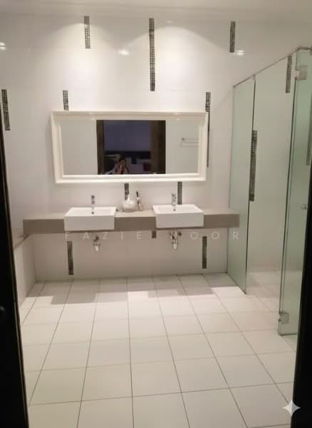 Rumah Teres 3 Tingkat untuk Dijual di Denai Alam (Shah Alam) - Fazie Noor - Bathroom - PropertyGuru.com.my