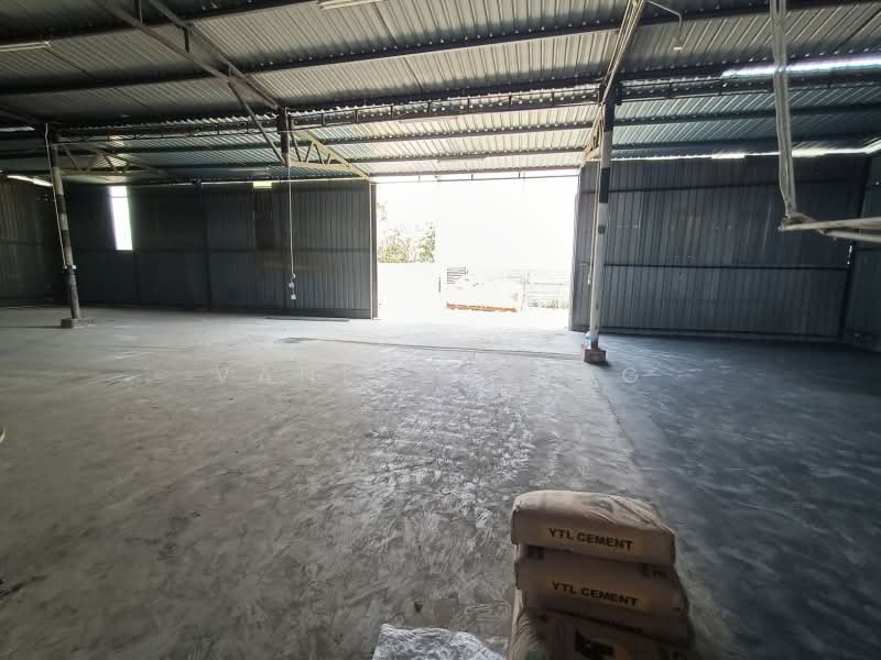 Factory for Rent in Kampung Baru Sungai Buloh (Sungai Buloh) - Vanessa Ong - Interior - PropertyGuru.com.my