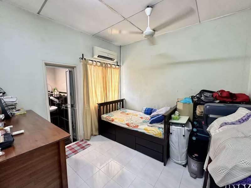 2-storey Terraced House for Sale in Kota Kemuning (Shah Alam) - Austin Wong - Bedroom - PropertyGuru.com.my