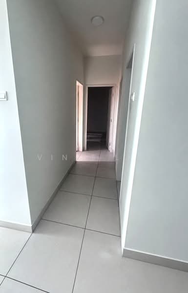 Service Residence for Rent at Majestic Maxim - Vince Lim - Corridor - PropertyGuru.com.my