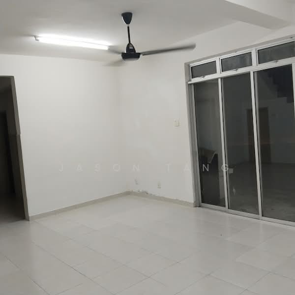 Rumah Teres untuk Dijual di Taman Pulai Jaya (Kulai) - Jason Tang - Living Room - PropertyGuru.com.my
