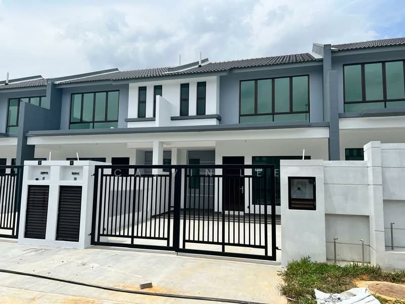 Rumah Teres 2-Tingkat untuk Dijual di Nasa City (Tebrau) - Calvin Lee - PropertyGuru.com.my