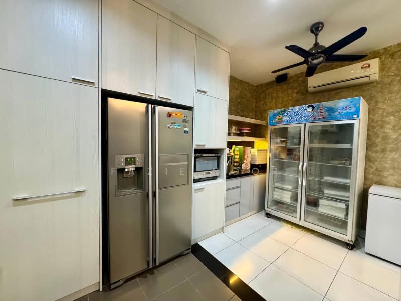 Rumah Teres untuk Dijual di Denai Alam (Shah Alam) - Fazie Noor - Kitchen - PropertyGuru.com.my