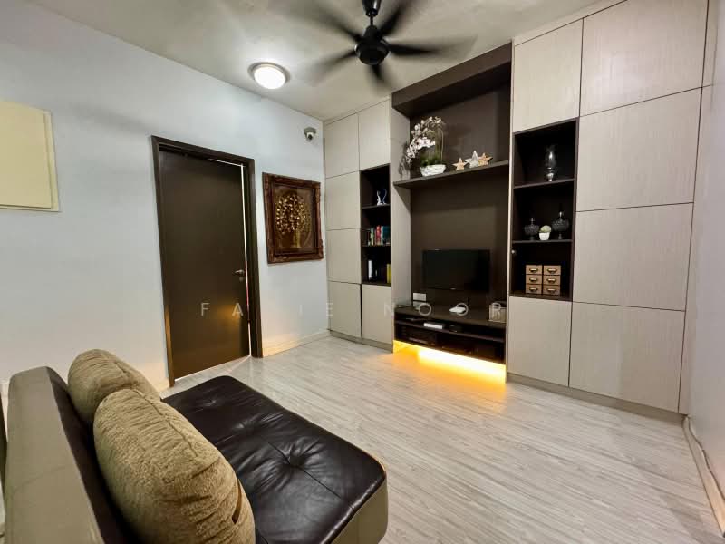 Rumah Teres untuk Dijual di Denai Alam (Shah Alam) - Fazie Noor - Living Room - PropertyGuru.com.my