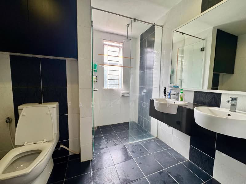 Rumah Teres untuk Dijual di Denai Alam (Shah Alam) - Fazie Noor - Bathroom - PropertyGuru.com.my