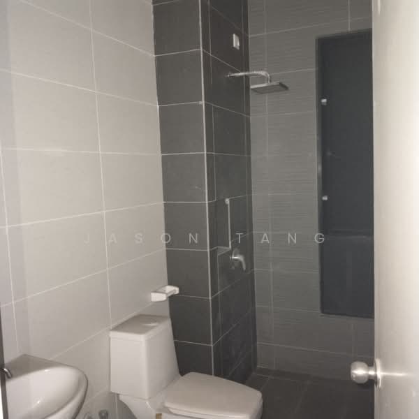 Pangsapuri untuk Dijual di Impian Senibong Residences - Jason Tang - Bathroom - PropertyGuru.com.my