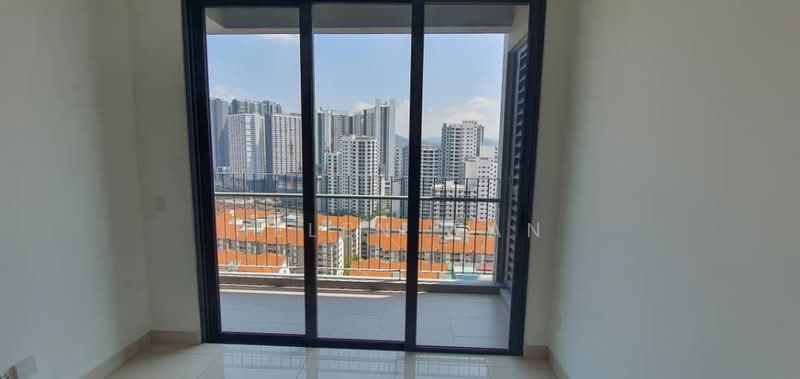Kediaman Servis untuk Dijual di Fortune Centra - Helen Wan - Balcony - PropertyGuru.com.my