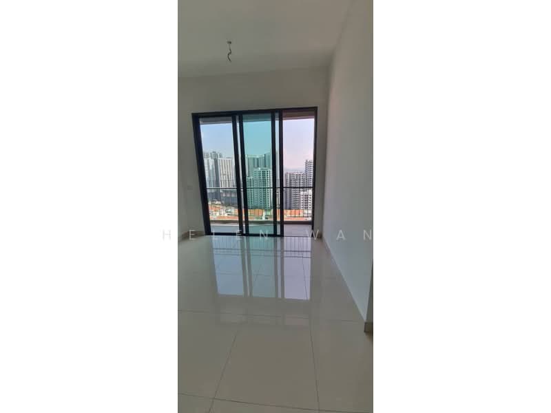 Kediaman Servis untuk Dijual di Fortune Centra - Helen Wan - Balcony - PropertyGuru.com.my