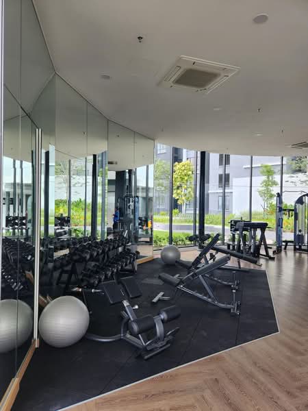 Servis Apartment untuk Disewa di Residensi Ava @ Kiara Bay - William Ng - Gym - PropertyGuru.com.my