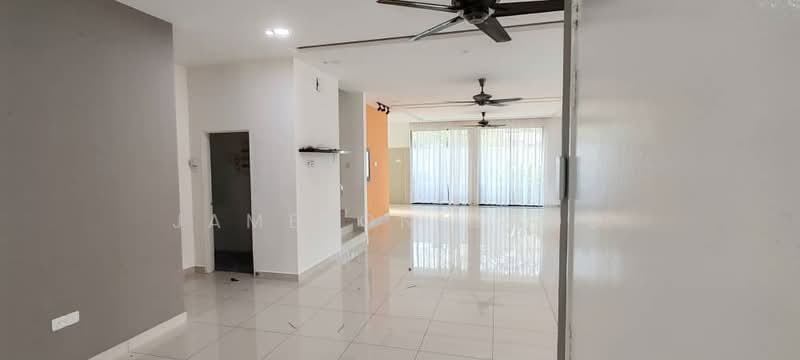 Bungalow for Sale in Taman Pulai Hijauan (Skudai) - Jameson Choo - Living Room - PropertyGuru.com.my