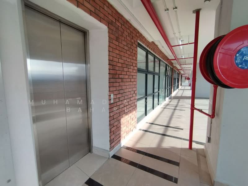 Shop for Rent in Setiawangsa (Kuala Lumpur) - Aizat Baharuddin - Corridor - PropertyGuru.com.my