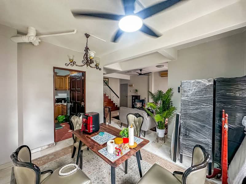Condominium for Sale at Villa OUG - Ashraff Daniel - Dining Room - PropertyGuru.com.my