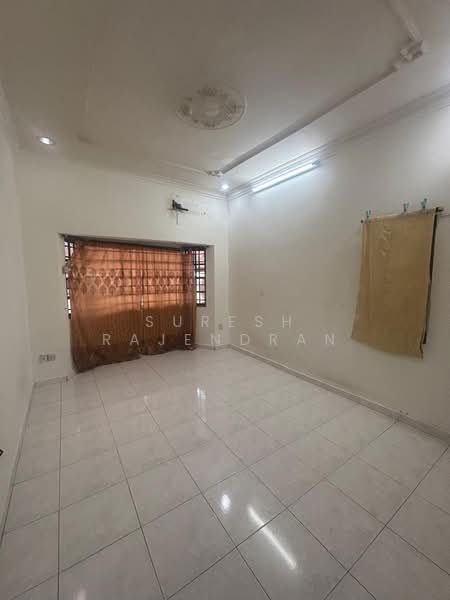 Rumah Teres 1 Tingkat untuk Disewa di Permas Jaya (Johor) - Suresh Rajendran - PropertyGuru.com.my
