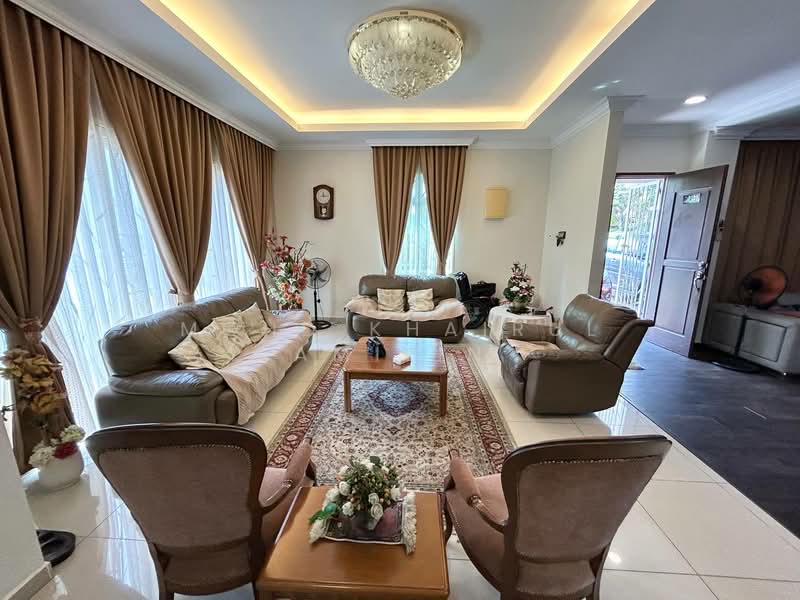 Bungalow for Sale in Desa Pinggiran Putra (Dengkil) - Mohd Khairul Amilin - Living Room - PropertyGuru.com.my
