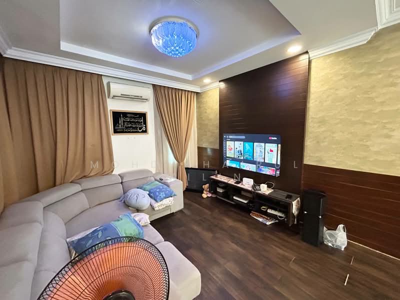 Bungalow for Sale in Desa Pinggiran Putra (Dengkil) - Mohd Khairul Amilin - Living Room - PropertyGuru.com.my