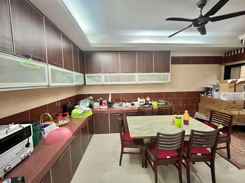 Rumah Berkembar untuk Dijual di Taman Taming Maju (Cheras) - Hazwan Hilmi - Kitchen - PropertyGuru.com.my