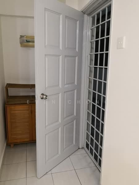 Service Residence for Sale at Serdang Skyvillas (Serdang Perdana) - Even Chong - Entrance - PropertyGuru.com.my