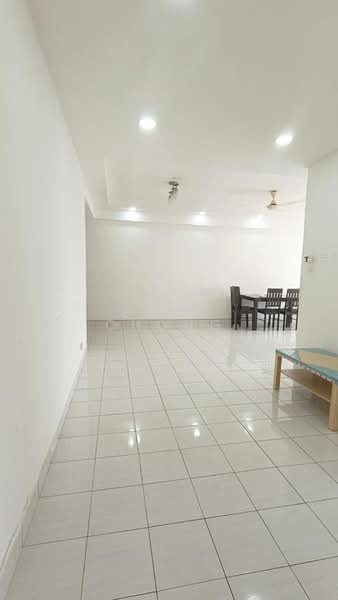 Service Residence for Sale at Serdang Skyvillas (Serdang Perdana) - Even Chong - Living Room - PropertyGuru.com.my