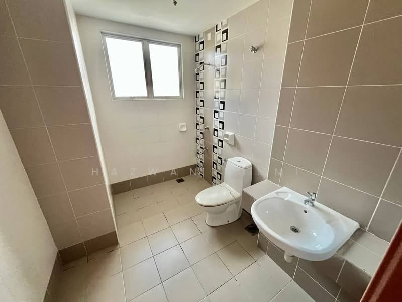 2-storey Terraced House for Sale in Denai Alam (Shah Alam) - Hazwan Hilmi - Bathroom - PropertyGuru.com.my