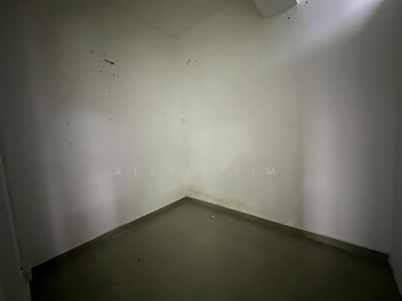 Shop / Office for Rent in Bandar Bukit Tinggi (Klang) - Alexis Lim - Interior - PropertyGuru.com.my