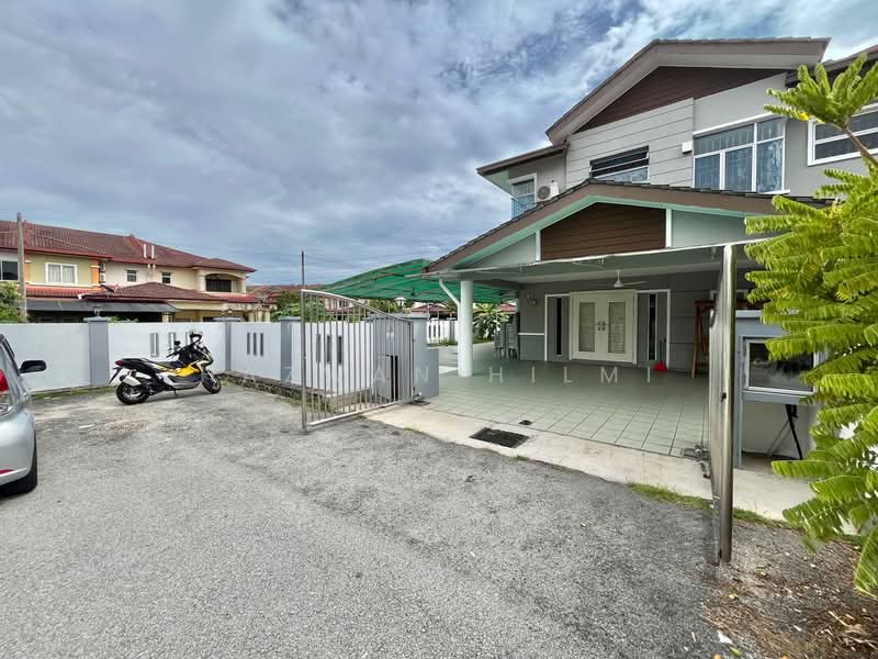 Semi-Detached House for Sale in Taman Kajang Impian (Kajang) - Hazwan Hilmi - Exterior - PropertyGuru.com.my