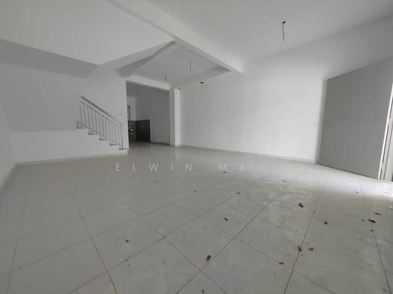 2-storey Terraced House for Sale in Taman Kundang Jaya (Rawang) - Elwin Mah - Interior - PropertyGuru.com.my