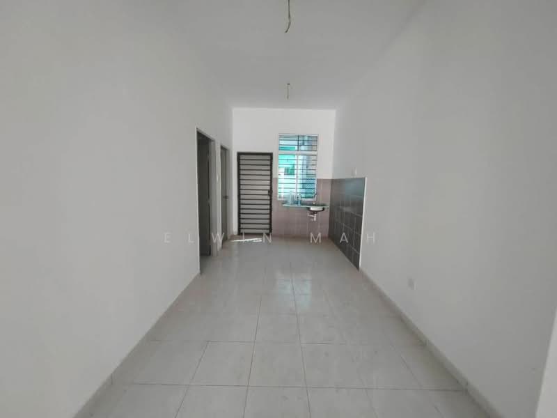2-storey Terraced House for Sale in Taman Kundang Jaya (Rawang) - Elwin Mah - Interior - PropertyGuru.com.my