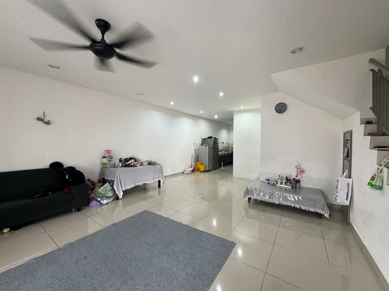 Rumah Teres 2-Tingkat untuk Dijual di Rawang (Selangor) - David Lee - Living Room - PropertyGuru.com.my