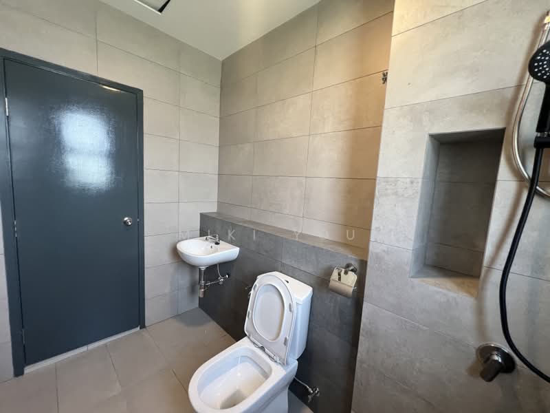 2-storey Terraced House for Sale in Telok Panglima Garang (Selangor) - Miki You - Bathroom - PropertyGuru.com.my