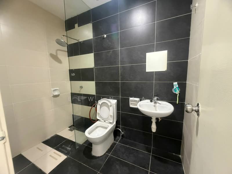 Rumah Teres 2 Tingkat untuk Dijual di Rawang (Selangor) - Elwin Mah - Bathroom - PropertyGuru.com.my