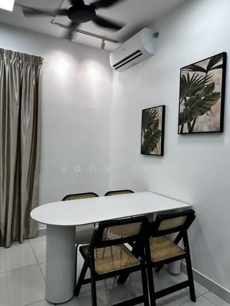 Servis Apartment untuk Disewa di TRIO By Setia - John Tee - Dining Room - PropertyGuru.com.my