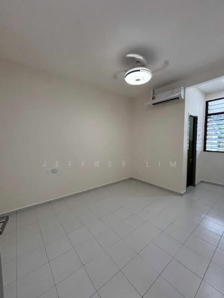 Rumah Bandar untuk Dijual di Taman Scientex Kulai (Sedenak) - Jeffrey Lim - Interior - PropertyGuru.com.my
