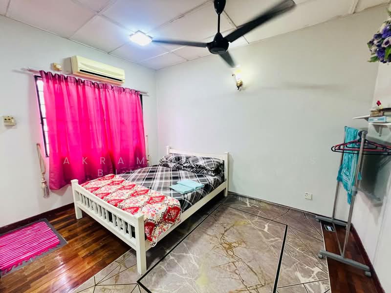 2-storey Terraced House for Sale in TAMAN PUCHONG UTAMA (Puchong) - Akramin Firdaus Bin Mokhtar - PropertyGuru.com.my
