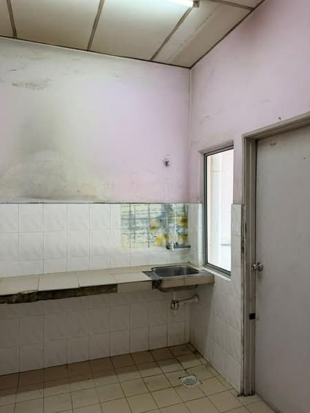 Apartment for Sale at Kekwa Apartment - Ethan Chin - Kitchen - PropertyGuru.com.my