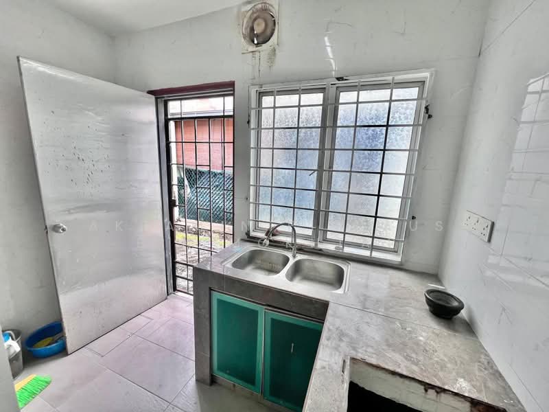 2-storey Terraced House for Sale in TAMAN PUCHONG UTAMA (Puchong) - Akramin Firdaus Bin Mokhtar - PropertyGuru.com.my