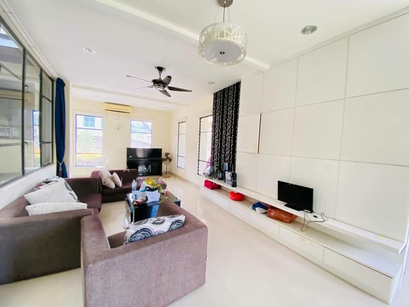 Rumah Banglo untuk Dijual di Taman Pinggiran Putra (Seri Kembangan) - Akramin Firdaus Bin Mokhtar - PropertyGuru.com.my