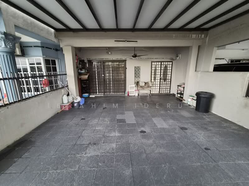 2-storey Terraced House for Sale in Selayang (Selangor) - Ibrahim Iderus - Exterior - PropertyGuru.com.my