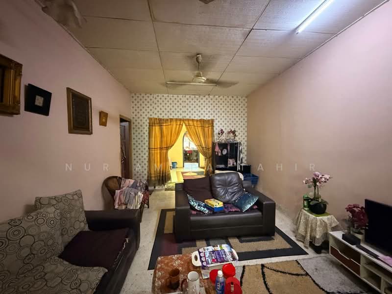 1-storey Terraced House for Sale in Seksyen 18 (Shah Alam) - Nur Amita Tahir - PropertyGuru.com.my