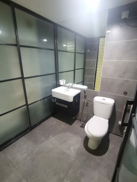 Kondominium untuk Disewa di Empire Damansara (Empire SOHO 2) - Jim Ling - Bathroom - PropertyGuru.com.my