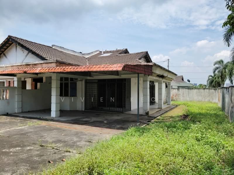 1-storey Terraced House for Sale in Taman Kota Puteri (Masai) - Vivien Keck - Exterior - PropertyGuru.com.my