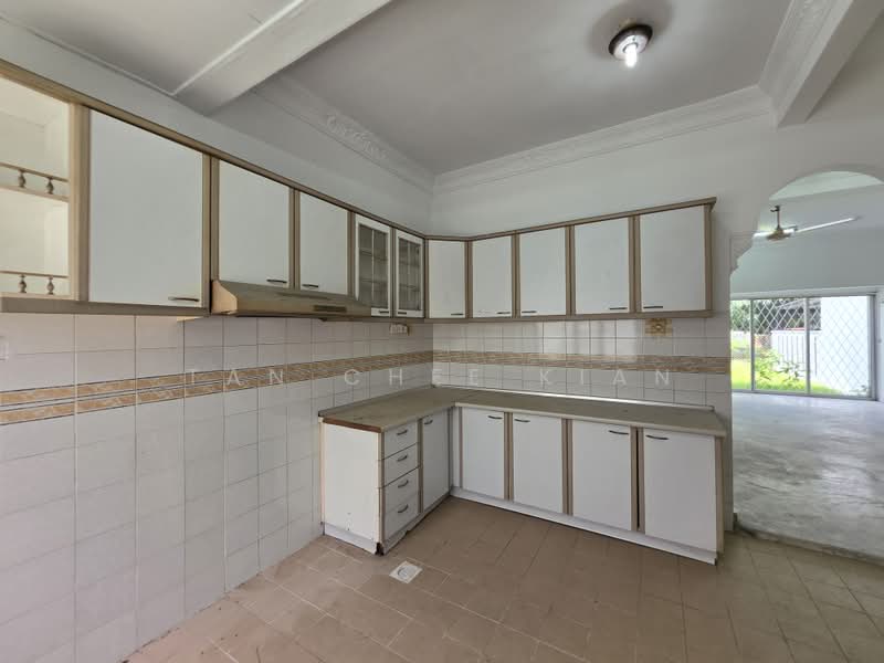 2-storey Terraced House for Sale in Usj 14 (Subang Jaya) - Tan Chee Kian - Kitchen - PropertyGuru.com.my
