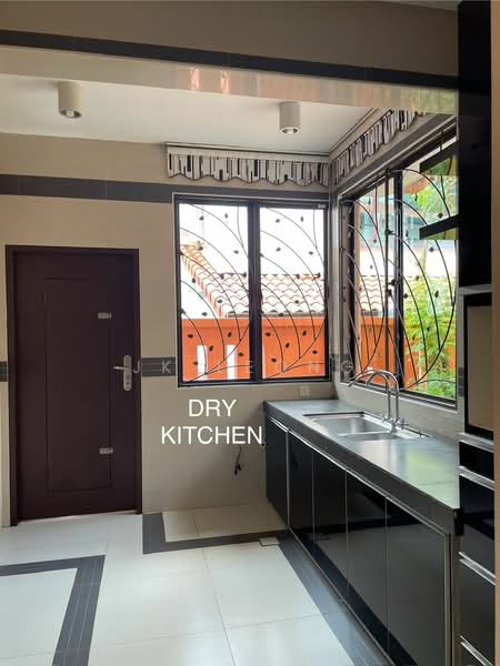 Terraced House for Sale in Bukit Rahman Putra (Sungai Buloh) - JK Leong - Kitchen - PropertyGuru.com.my