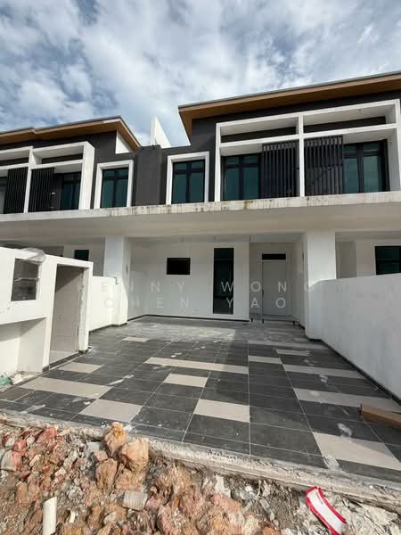 Rumah Teres 2 Tingkat untuk Dijual di Iskandar Puteri (Nusajaya) (Johor) - Kenny Wong Chen Yao - Exterior - PropertyGuru.com.my