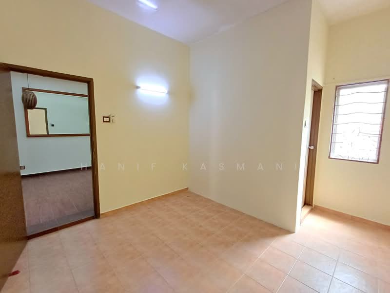 Rumah Teres 2 Tingkat untuk Dijual di Kota Damansara (Selangor) - Hanif Kasmani - PropertyGuru.com.my