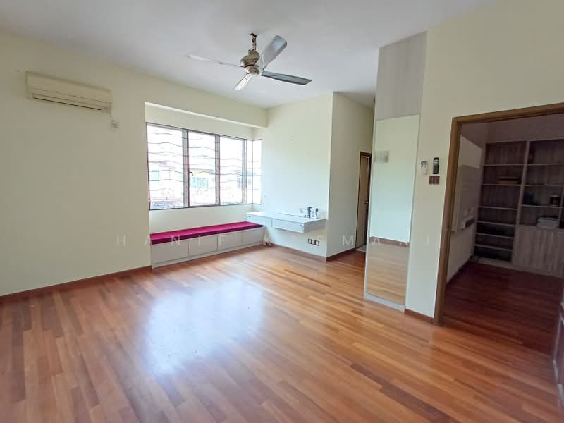 Rumah Teres 2 Tingkat untuk Dijual di Kota Damansara (Selangor) - Hanif Kasmani - PropertyGuru.com.my
