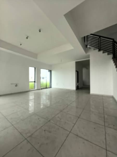 Semi-Detached House for Sale in Ipoh (Perak) - Derrick Chung - Living Room - PropertyGuru.com.my