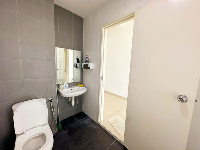 Condominium for Rent at SummerSkye Residences - Jinelle Ong - Bathroom - PropertyGuru.com.my