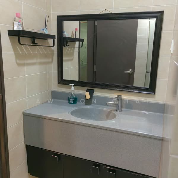 Apartment for Sale at Shaftsbury Square - Yaw Bon Chai - Bathroom - PropertyGuru.com.my