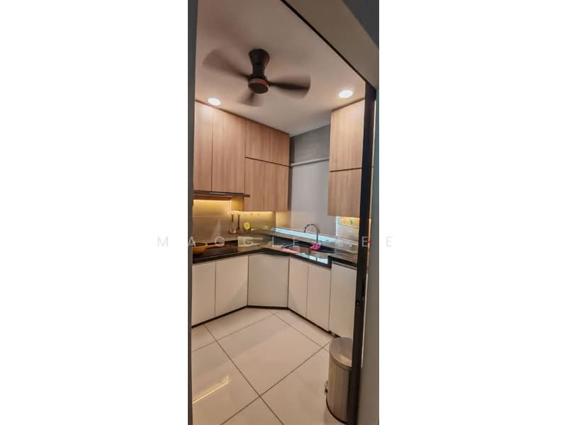 Apartment for Sale at Larkin Residence Phase 2 - Maggie Lee - Kitchen - PropertyGuru.com.my