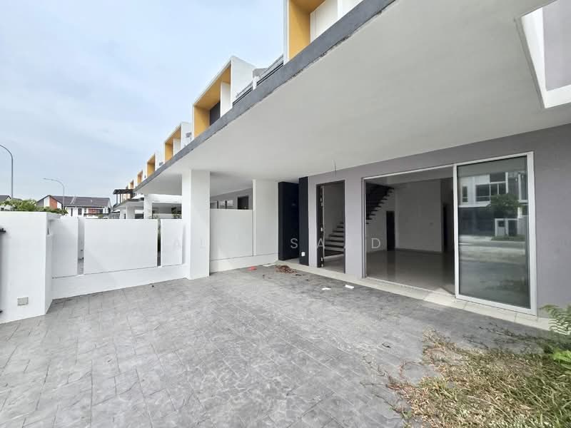Rumah Teres 2 Tingkat untuk Dijual di Semenyih (Selangor) - Alif Saad - PropertyGuru.com.my